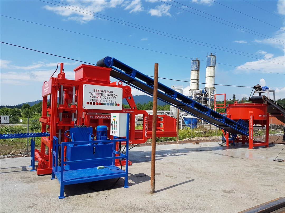 Вибропресс для производства шлакоблоков по низкой цене block_making_machine_with_reasonable_price.jpg